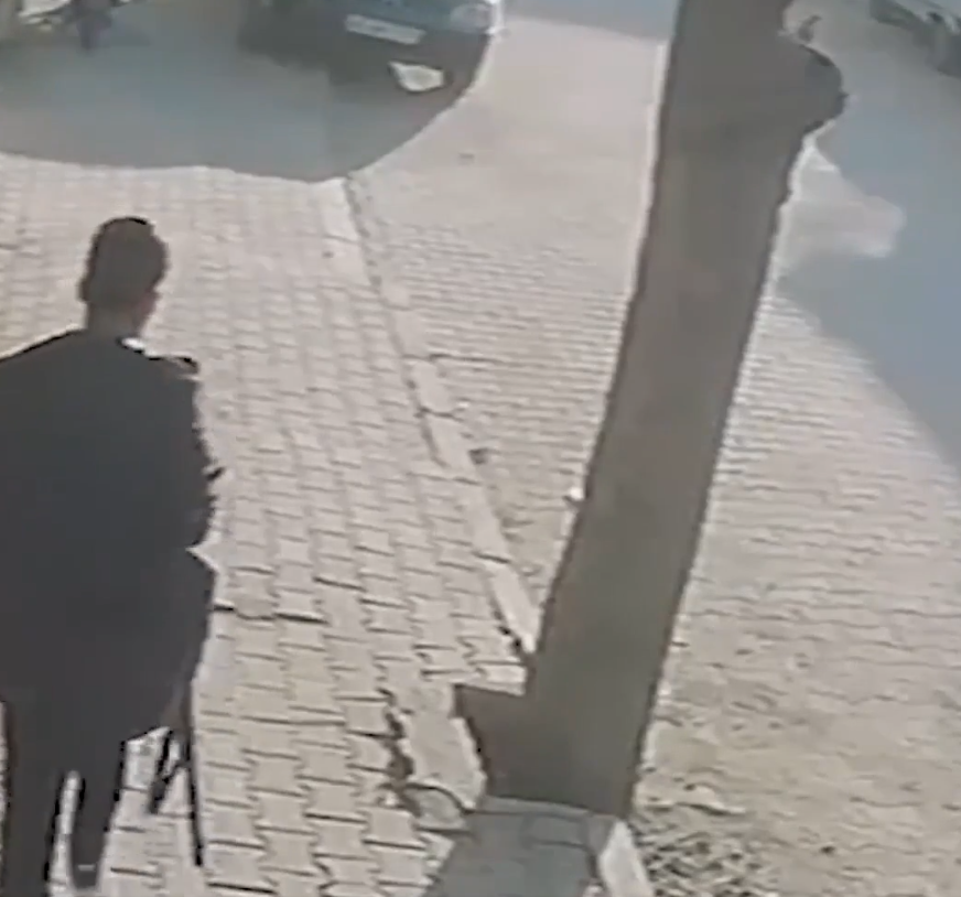 Turgutlu’da Lise Önünde Silahlı Saldırı: Yaralı Öğrenciler Var
