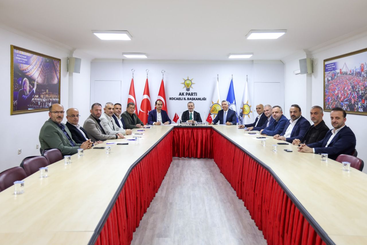 AK Parti’li Talus Teşkilatı Topladı: Kimse bu partinin aklığına halel getiremez