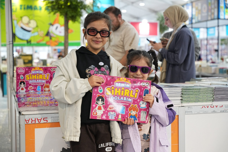 Her yaştan okur bu fuarda… 16. Uluslararası Kocaeli Kitap Fuarı kapılarını açtı